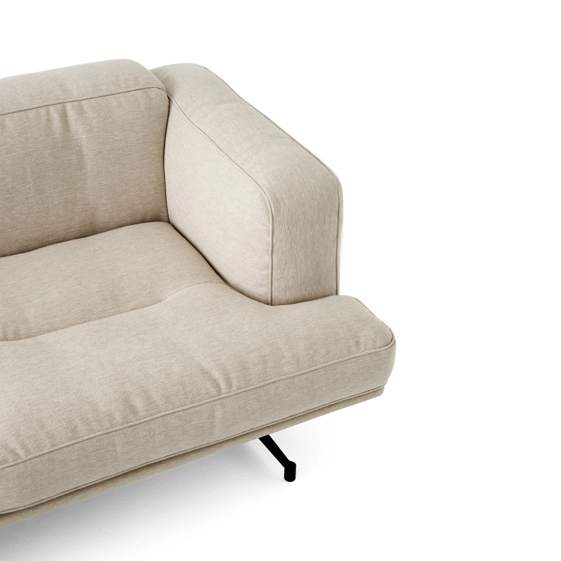 Inland AV22 sofa 2-seater, Clay 0011-warm black &Tradition