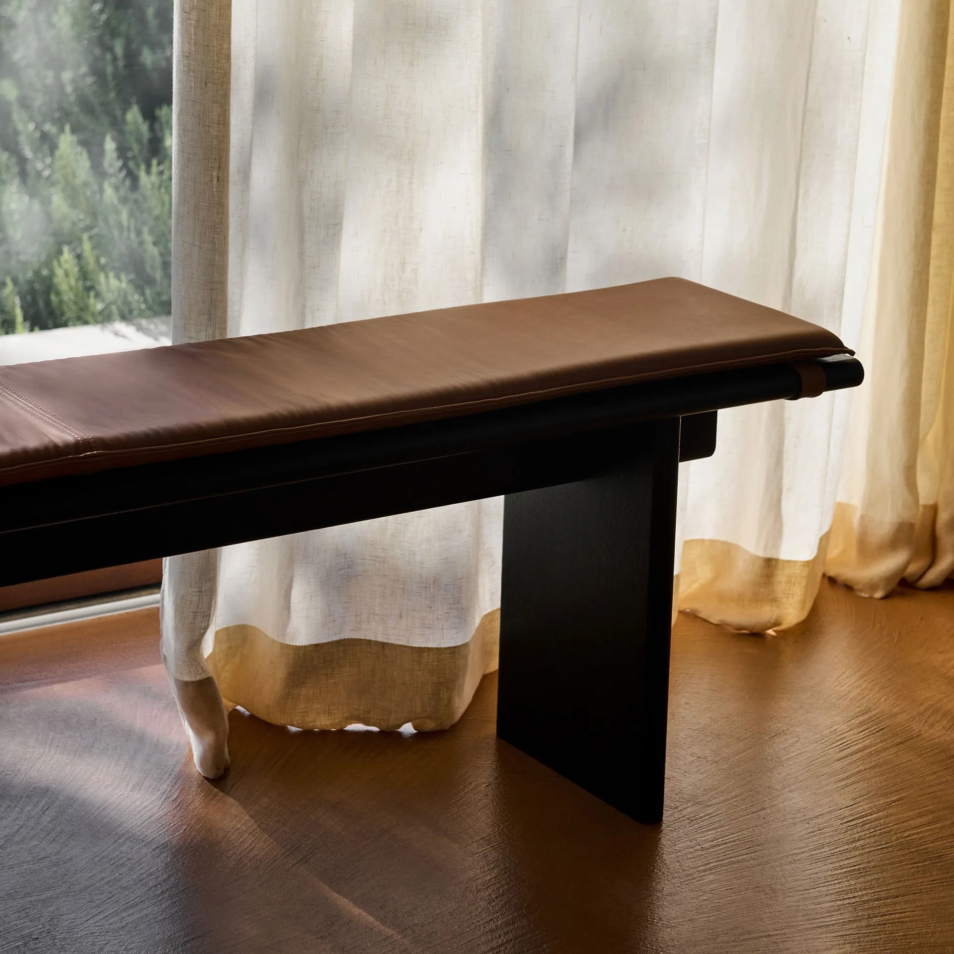 Ita OS5 bench 170 cm, Dark stained oak &Tradition