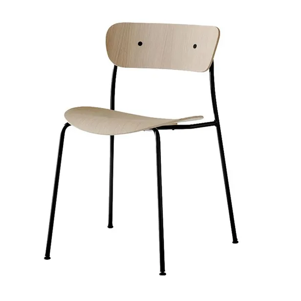 Pavilion chair AV1, Coated oak &Tradition