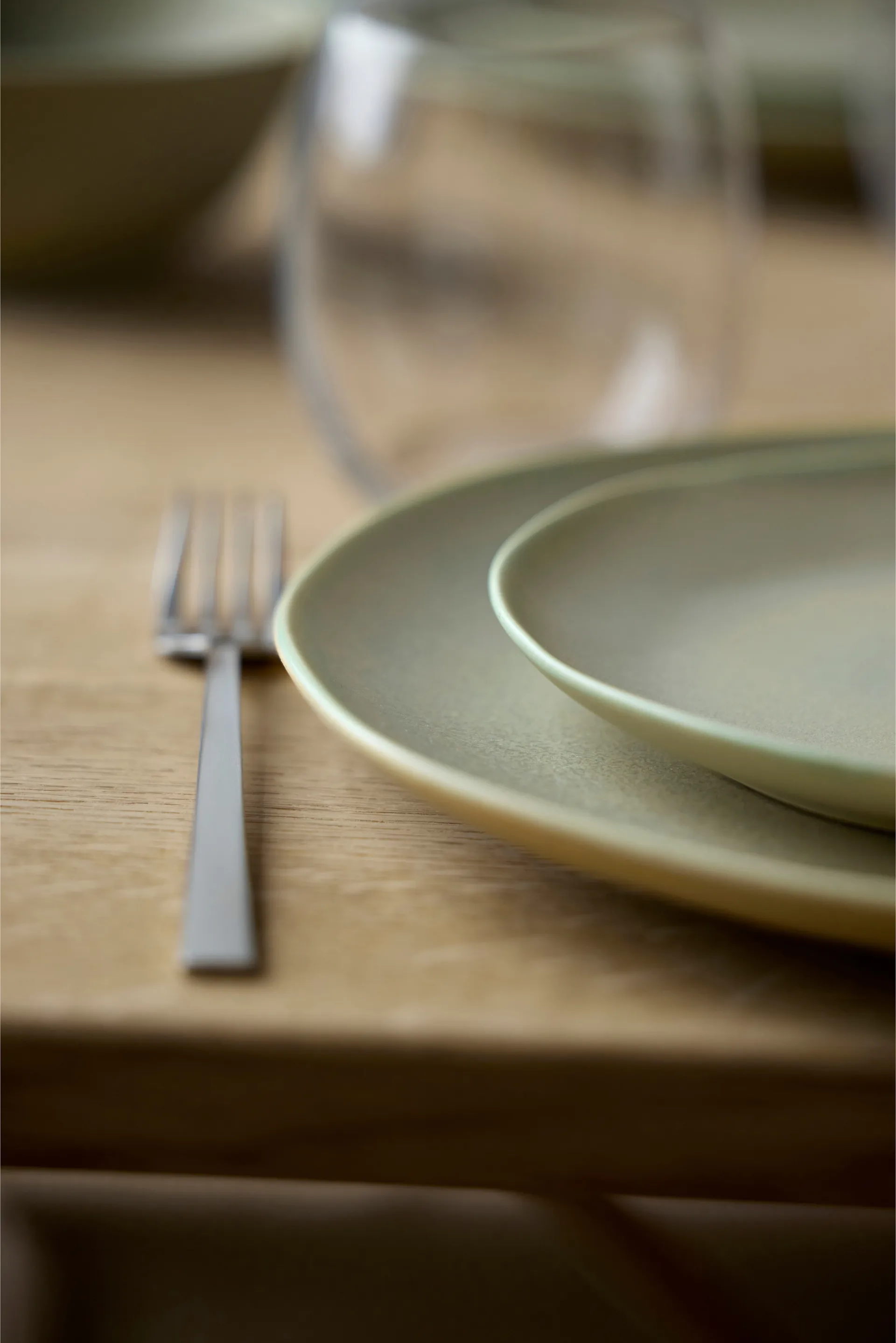 Shoku plate Ø27 cm, Pure Green Villa Collection