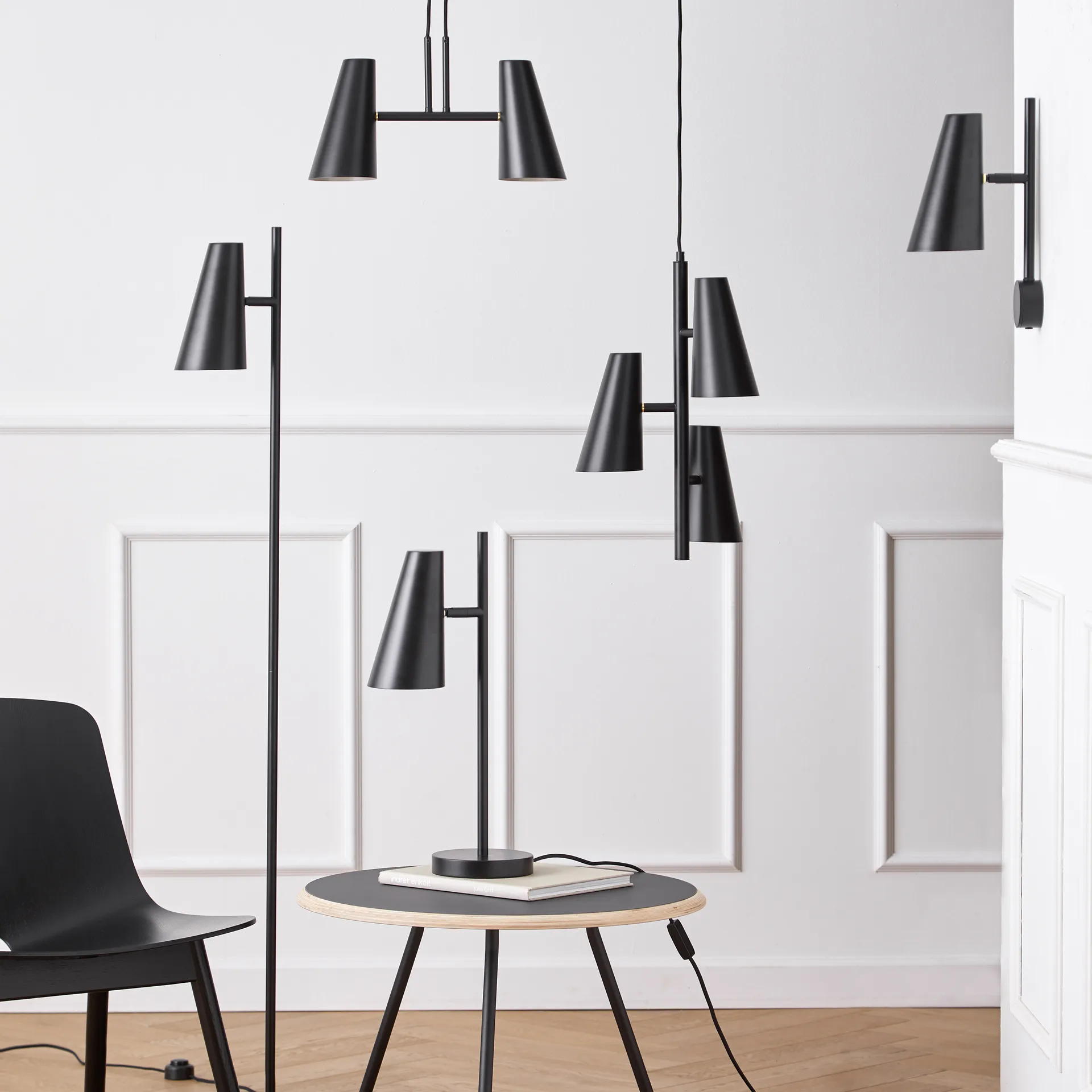 Cnno floor lamp, Black Woud