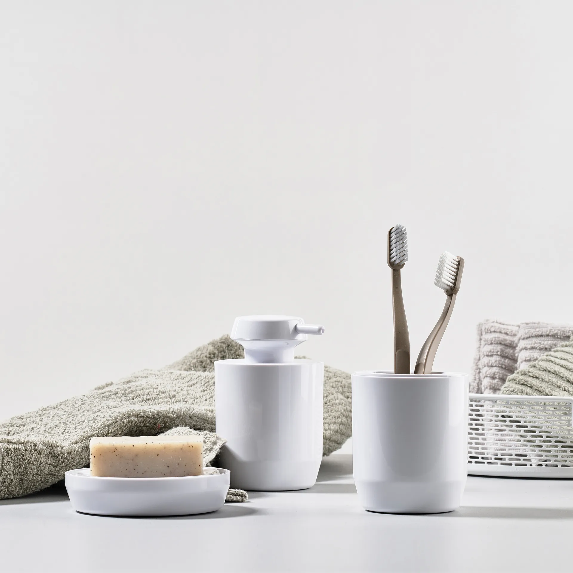 Zone Suii toothbrush mug 9 cm, white Zone Denmark